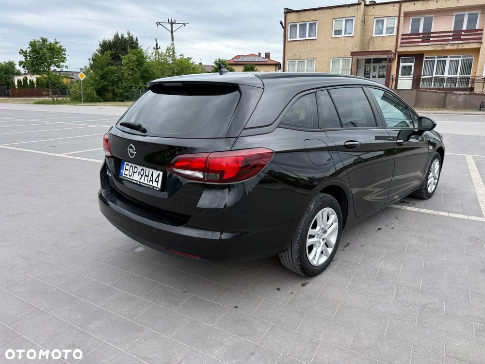 Opel Astra 1.6 D Automatik Start/Stop Innovation - 24