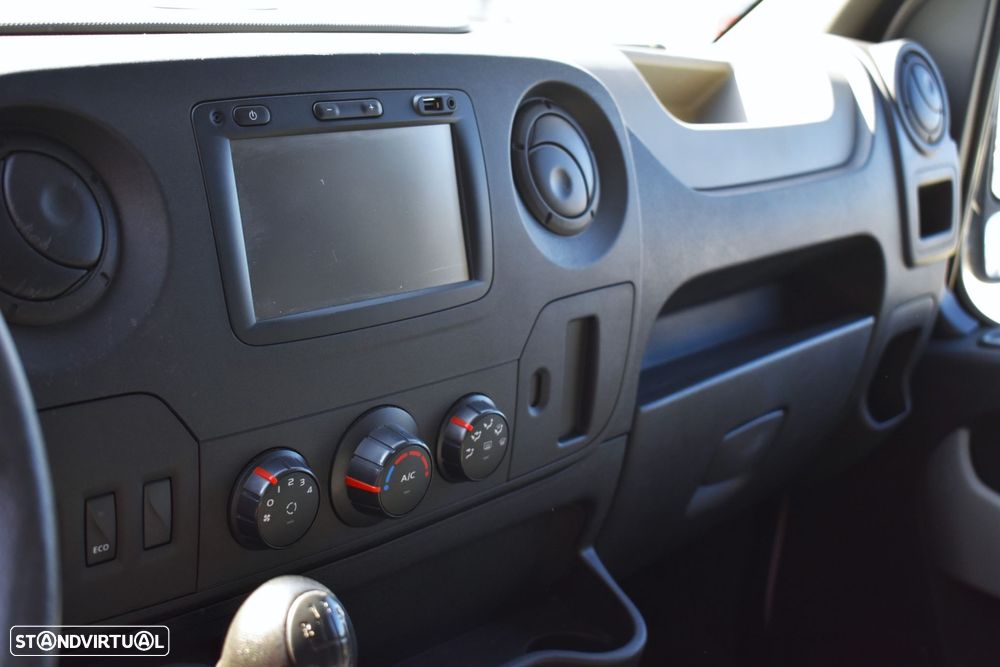 Renault Master 2.3 dCi L2H2 3.5T - 12