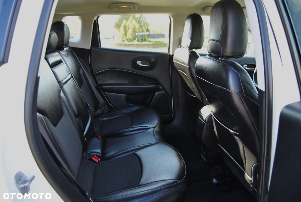 Jeep Compass 1.4 MultiAir Longitude - 8