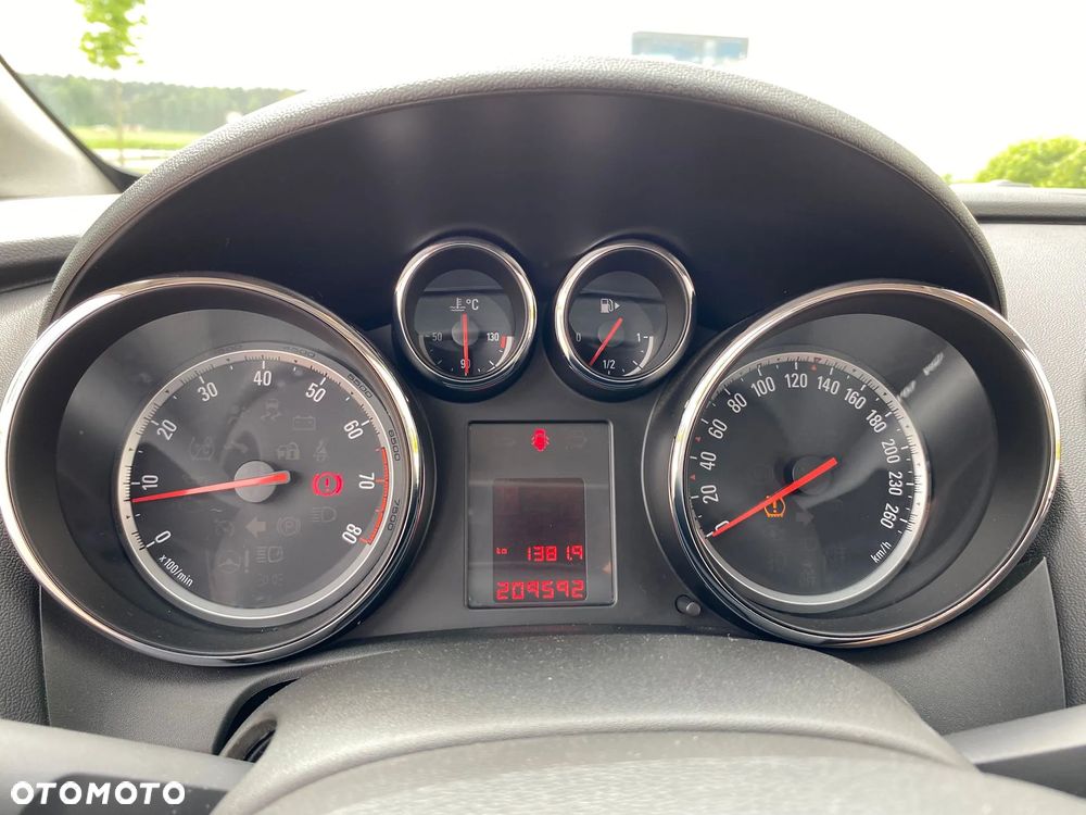 Opel Astra 1.4 T Essentia EU6 - 21