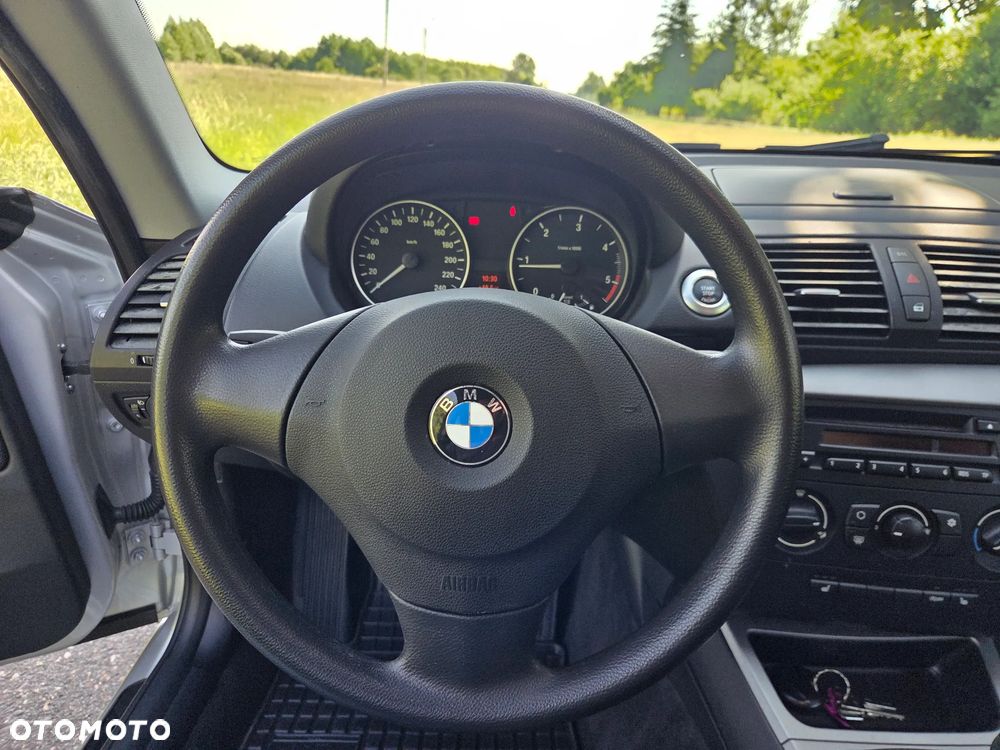 BMW Seria 1 118d DPF Edition Lifestyle - 24