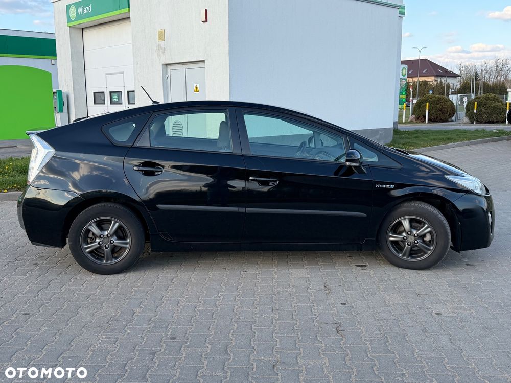Toyota Prius 1.8 HSD Active - 4
