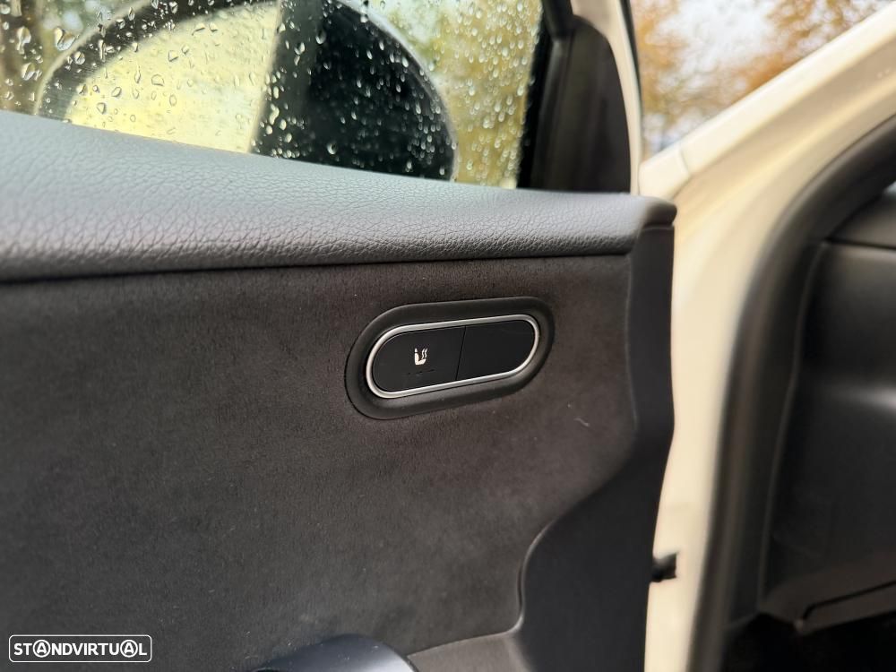 Mercedes-Benz A 250 e 8G-DCT Edition AMG Line - 19