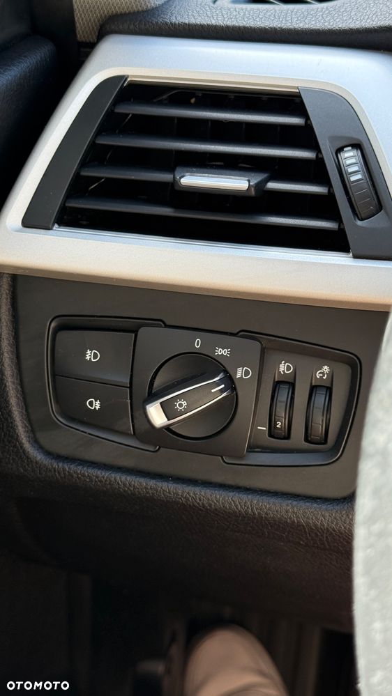 BMW Seria 3 320d - 21