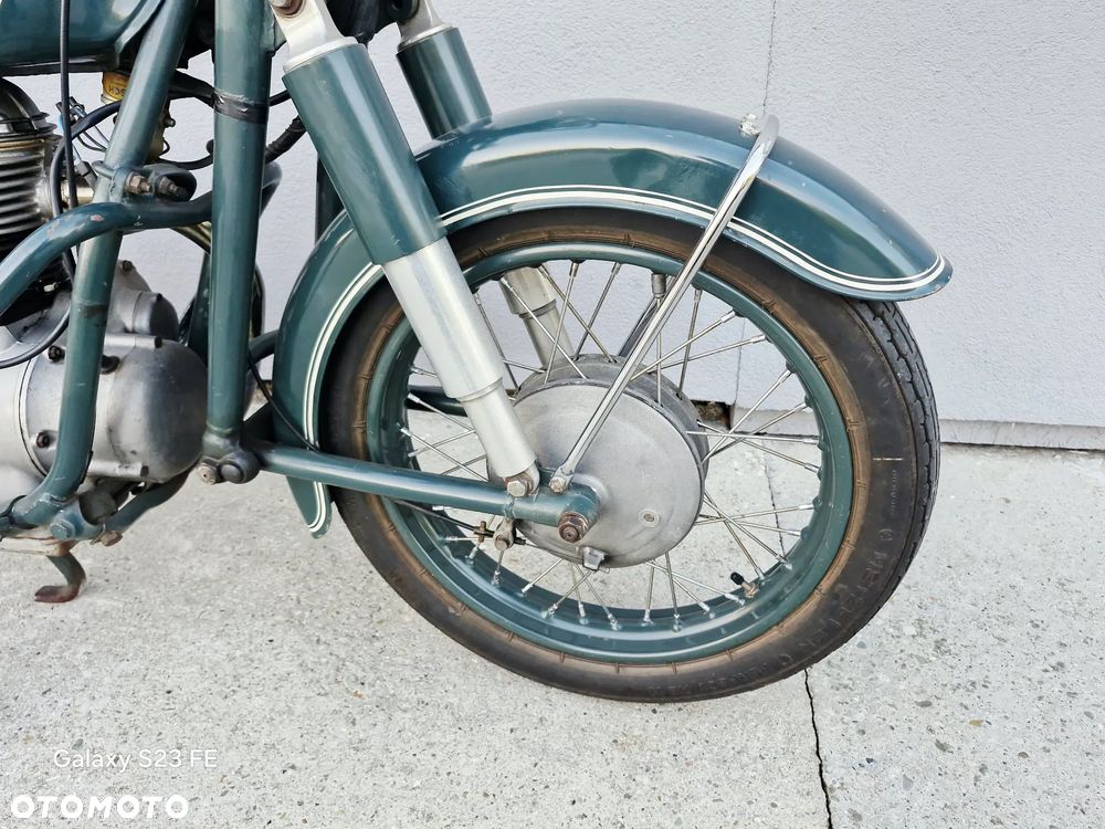 BMW R - 22