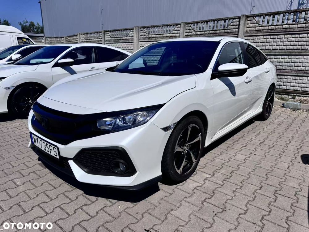 Honda Civic 1.5 i-VTEC Turbo CVT Elegance - 2