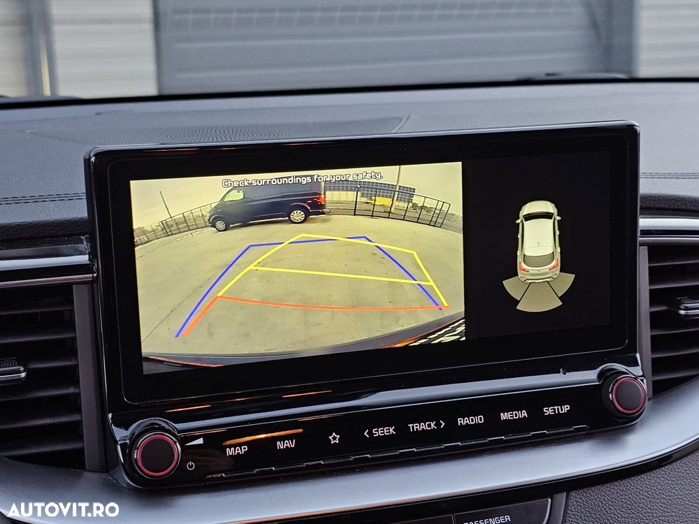 Kia XCeed 1.6 T-GDI OPF DCT7 PLATINUM - 23