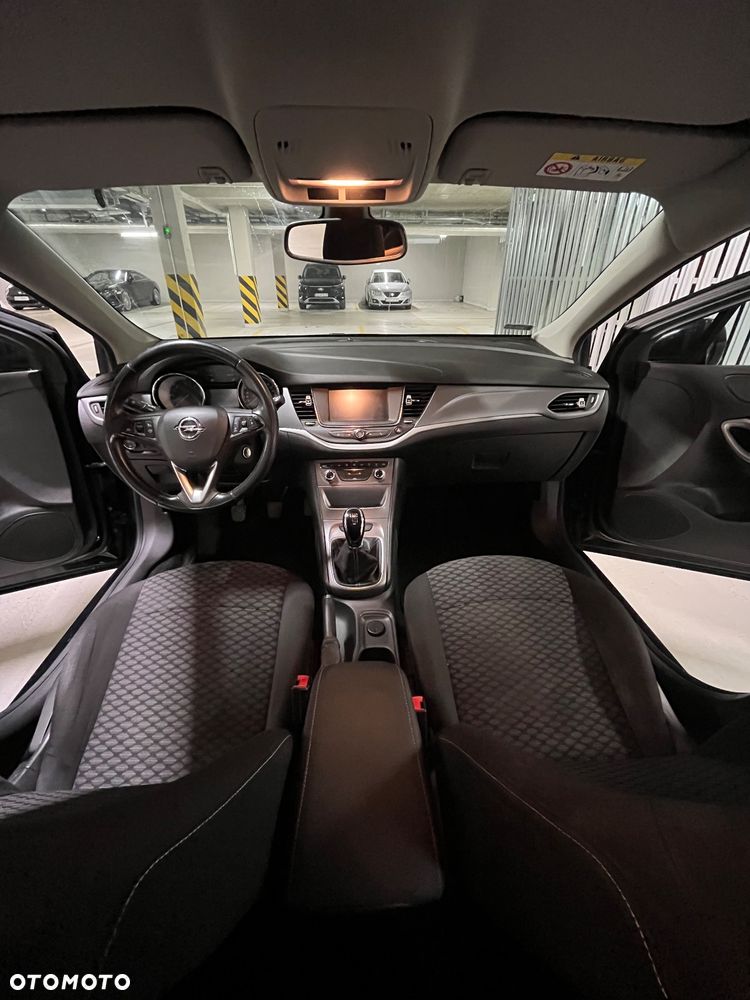 Opel Astra 1.6 CDTI Enjoy - 10