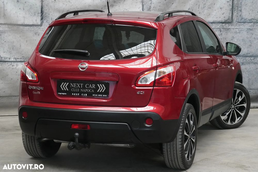 Nissan Qashqai 1.6 DCI 4 x 4 DPF Start/Stop tekna - 4