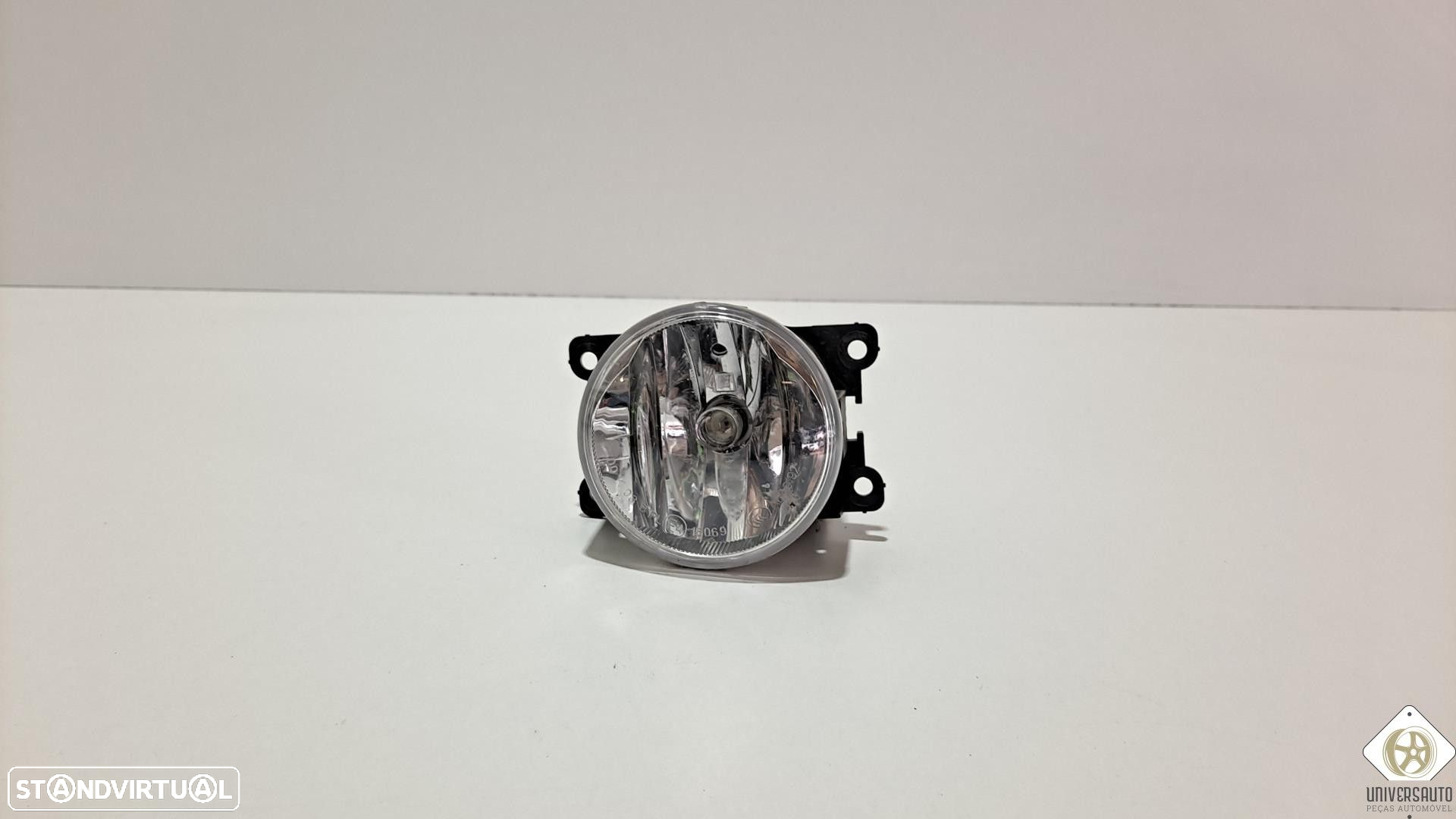FAROL NEVOEIRO DIREITO PEUGEOT 208 2018 - 4