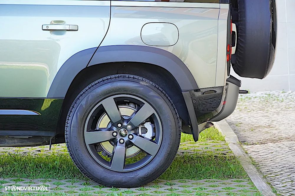 Land Rover Defender 2.0 P400e 110 AWD X-Dynamic SE - 5