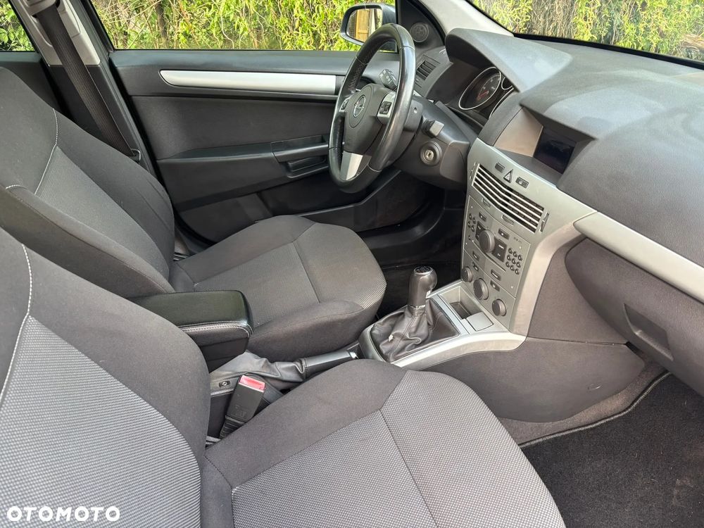 Opel Astra - 8