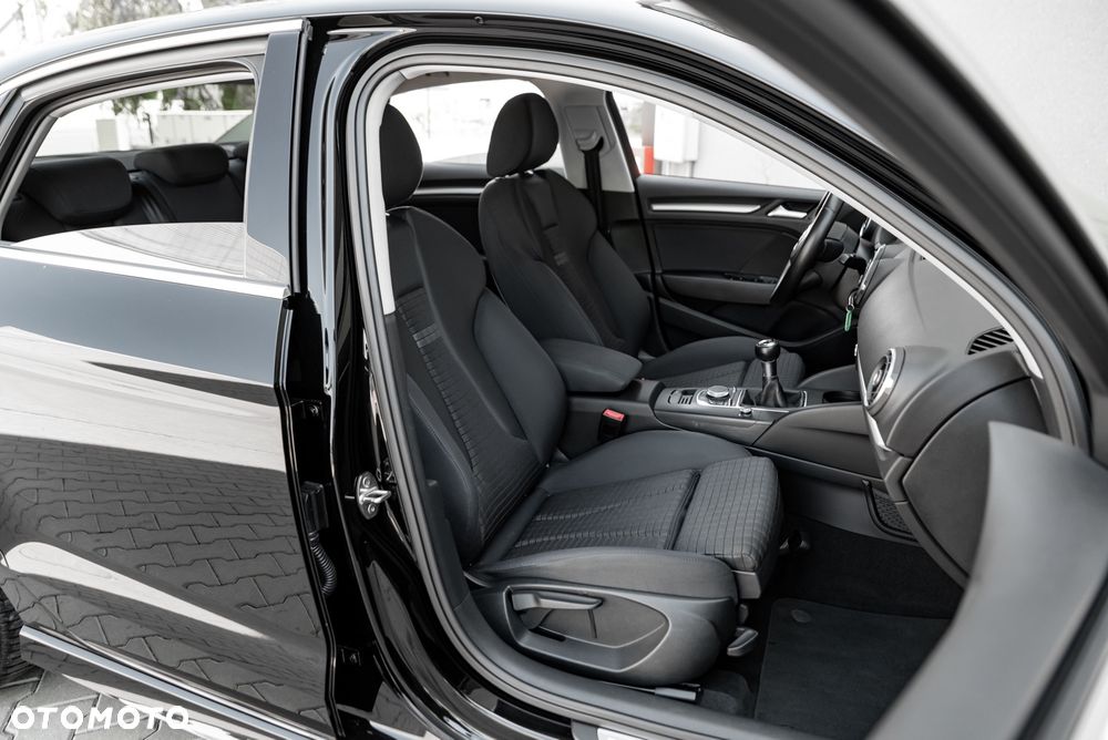 Audi A3 Limousine 2.0 TDI (clean diesel) S line Sportpaket - 24
