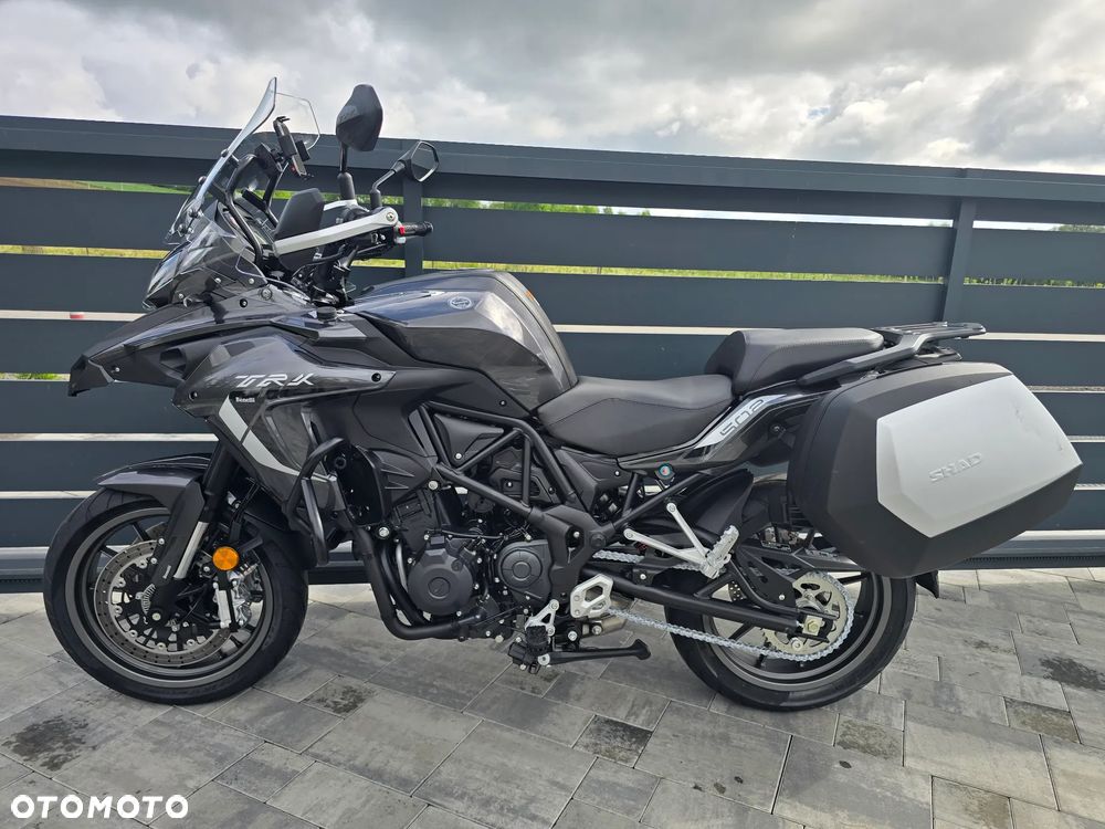 Benelli TRK 502 - 4