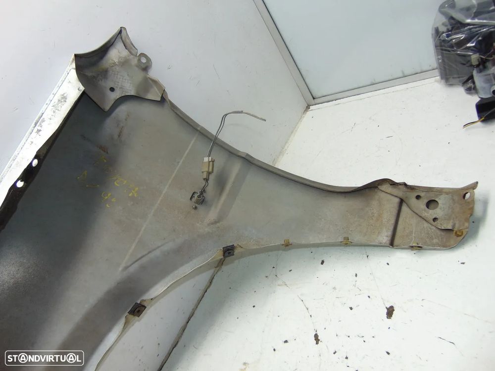 Toyota Corolla DX guarda lamas - 5