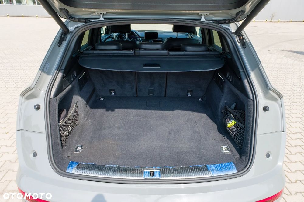 Audi Q5 50 TFSI e Quattro S tronic - 9