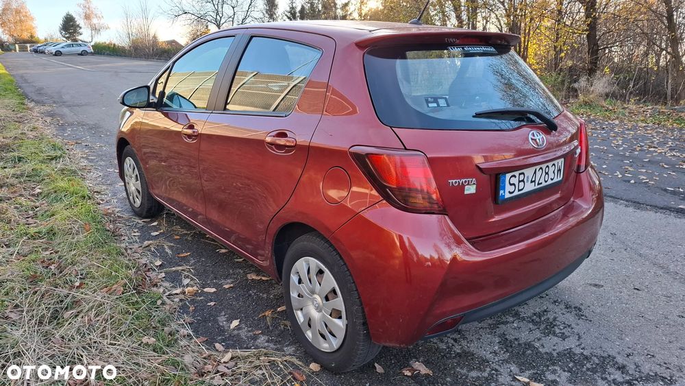 Toyota Yaris - 4