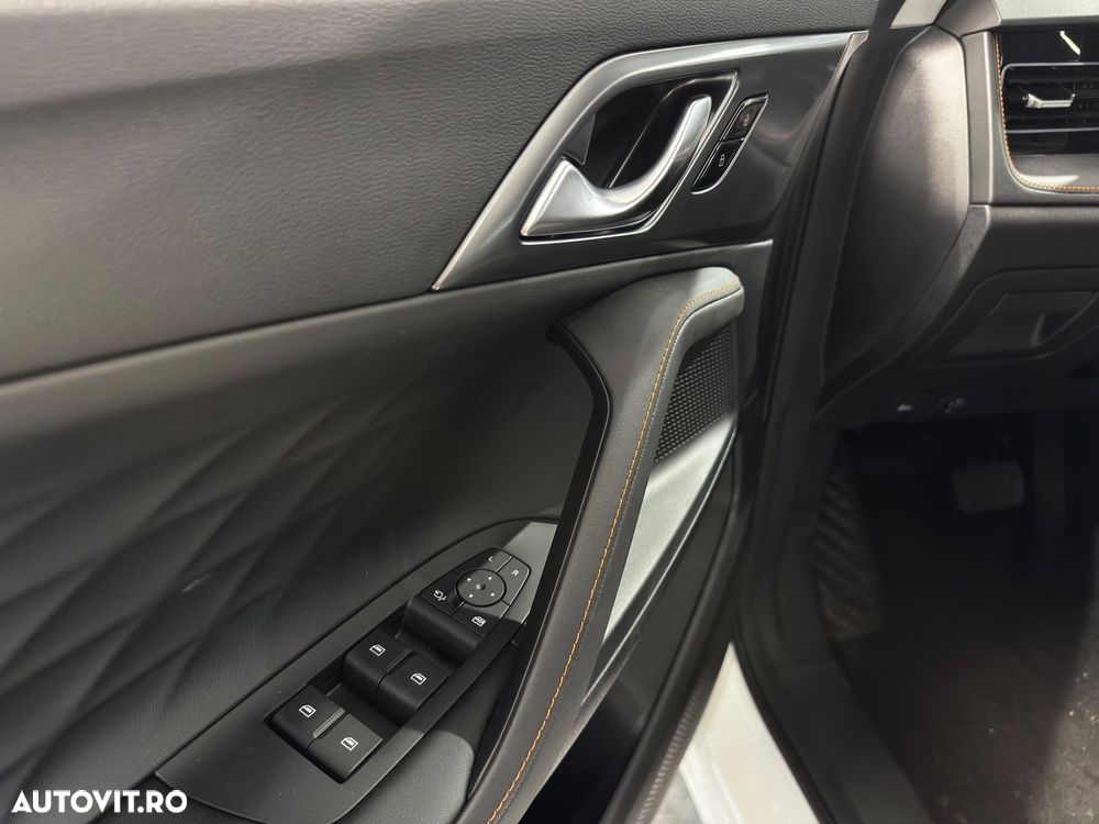 MG HS 1.5 T-GDi HEV Exclusive - 14