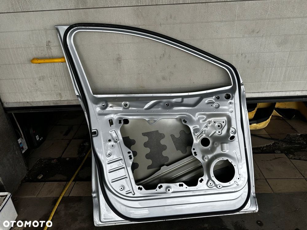 VW ID4 drzwi lewe przód przednie 11A831311 - 10