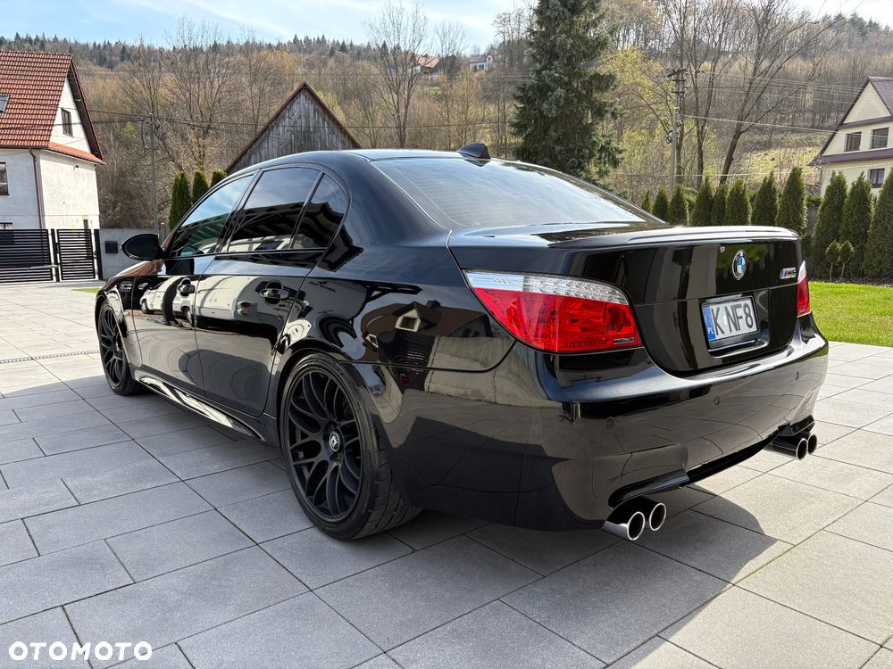 BMW M5 Standard - 4