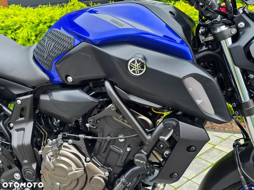Yamaha MT - 8