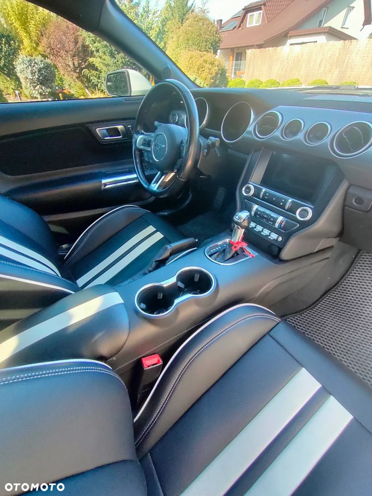 Ford Mustang 5.0 V8 GT - 18