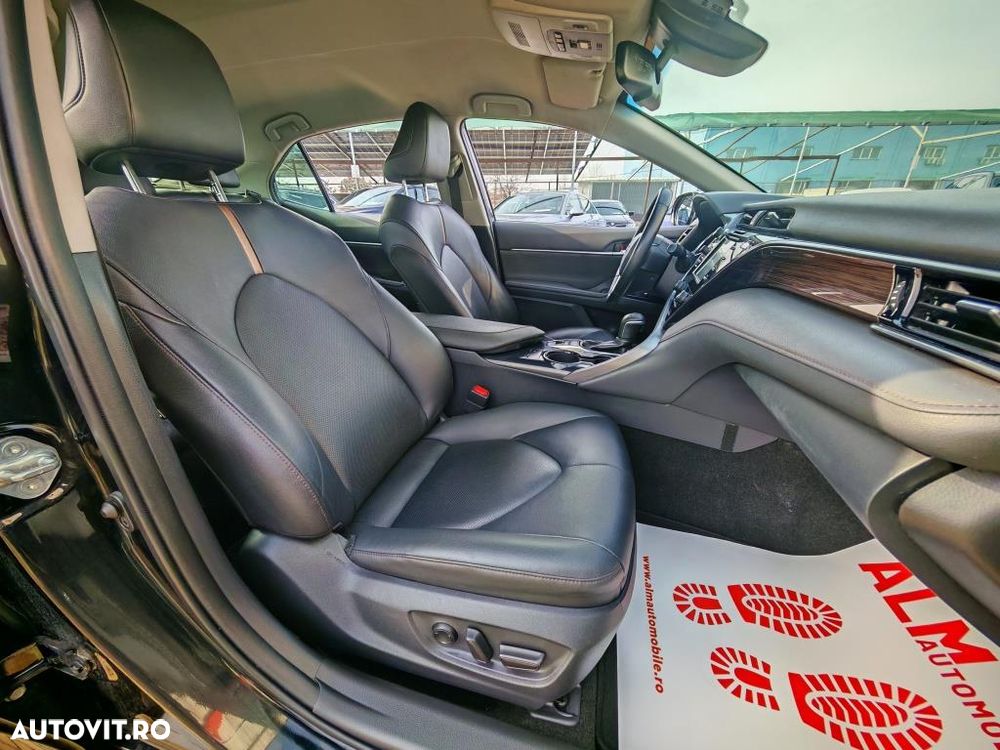 Toyota Camry Business Edition - 10