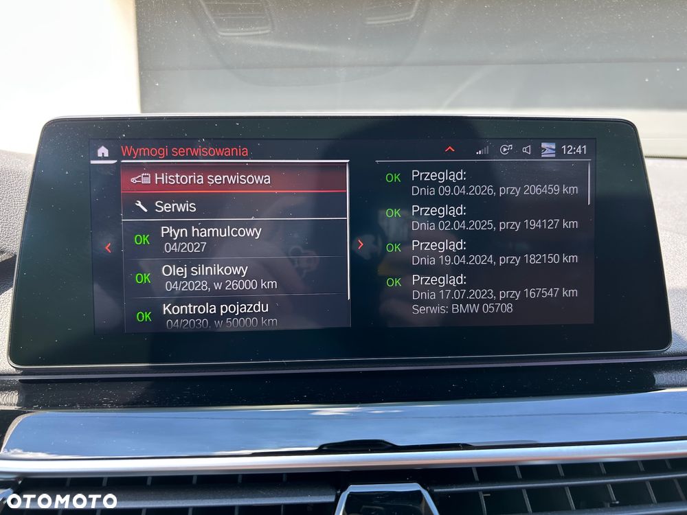BMW Seria 5 520d - 32