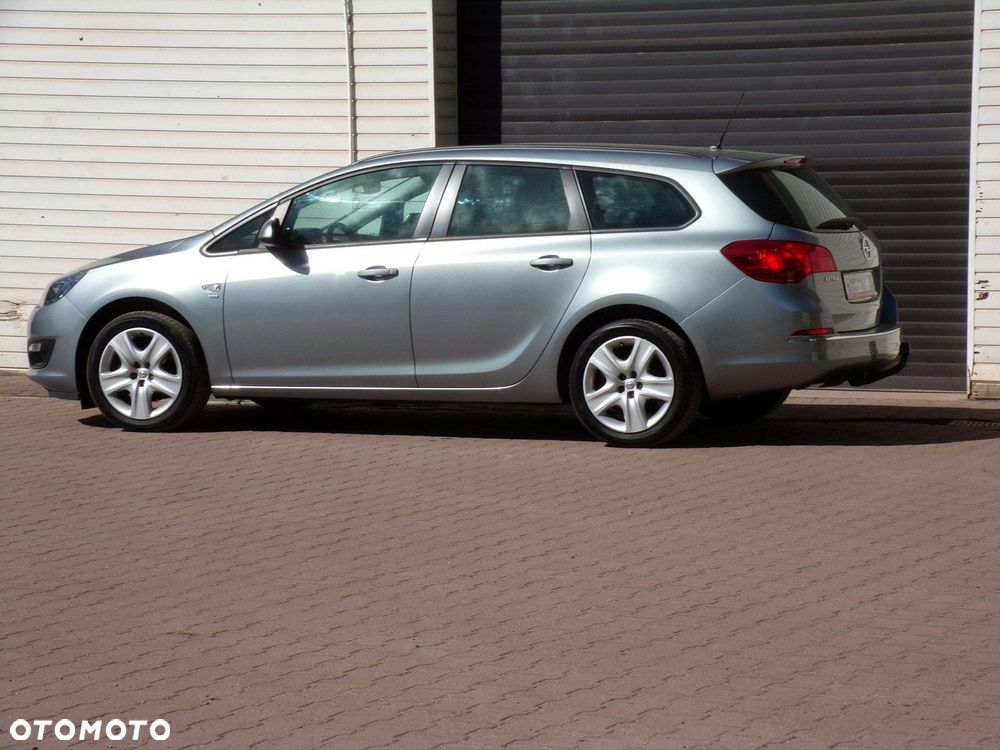 Opel Astra - 9