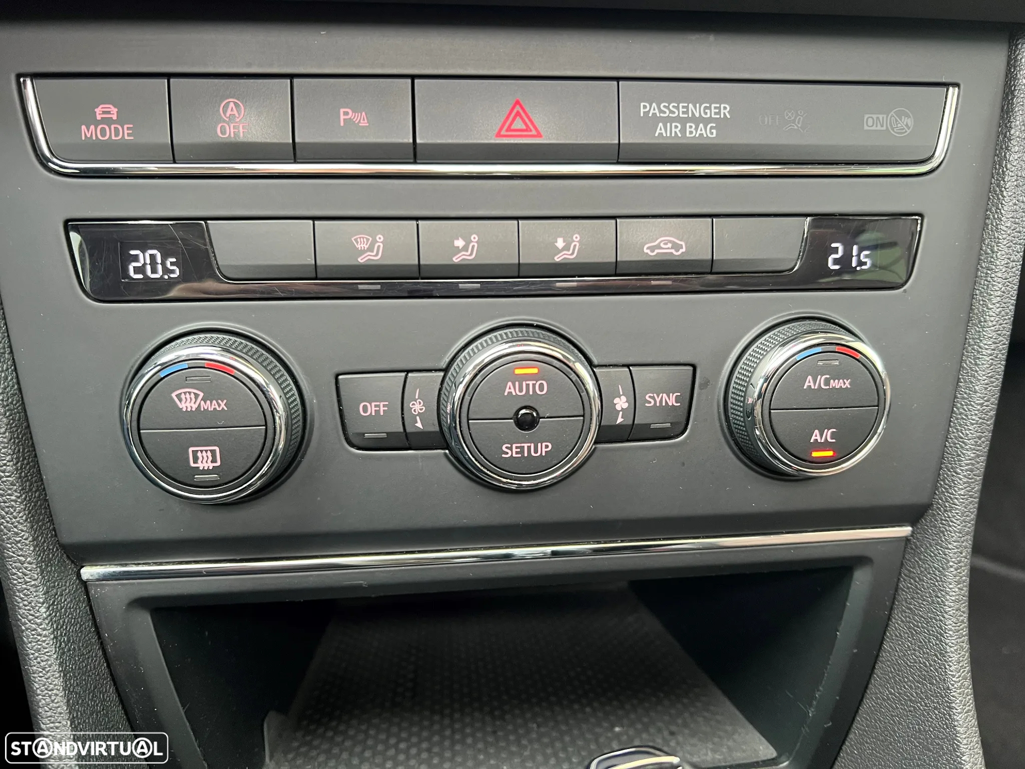 SEAT Leon X-Perience 2.0 TDi DSG 4Drive - 35