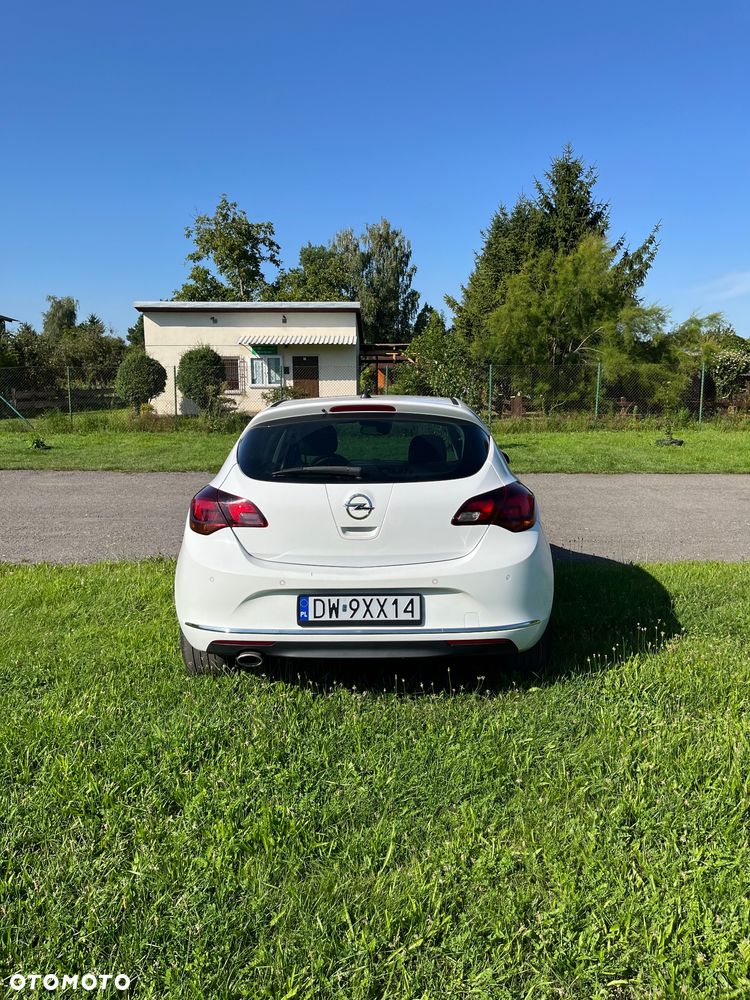 Opel Astra - 9