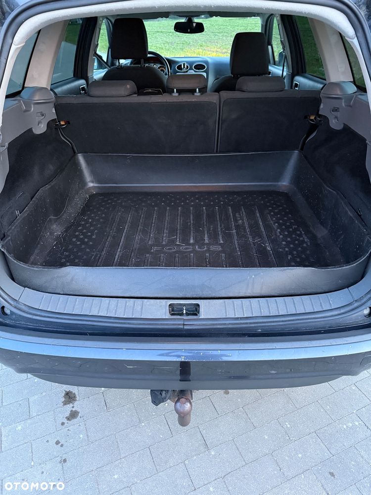 Ford Focus 1.6 Trend - 9