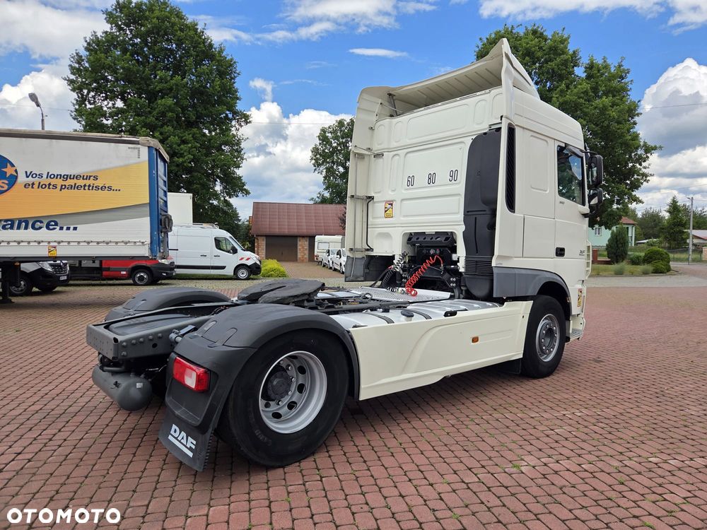 DAF XF 106 510 FT* PRZEDLIFT* WYMIENIONE SPRZĘGŁO, PŁYTA SKRZYNI, POMPA WODY* LODOWKA* KLIMA POSTOJOWA* 2 ŁÓŻKA* OPONY 70%* z Francji - 5