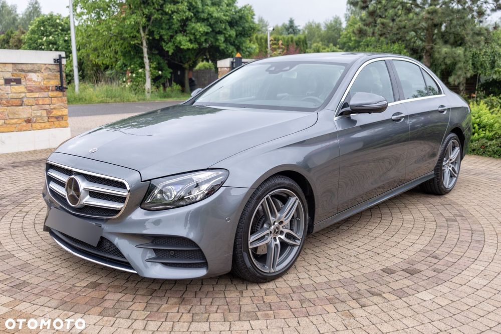 Mercedes-Benz Klasa E 220 d 4-Matic Business Edition 9G-TRONIC - 4