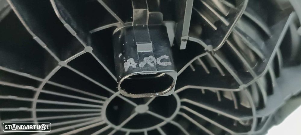 PUXADORA EXTERIRO DA MALA VOLKSWAGEN GOLF VIII LIM. (CD1) GOLF - 6