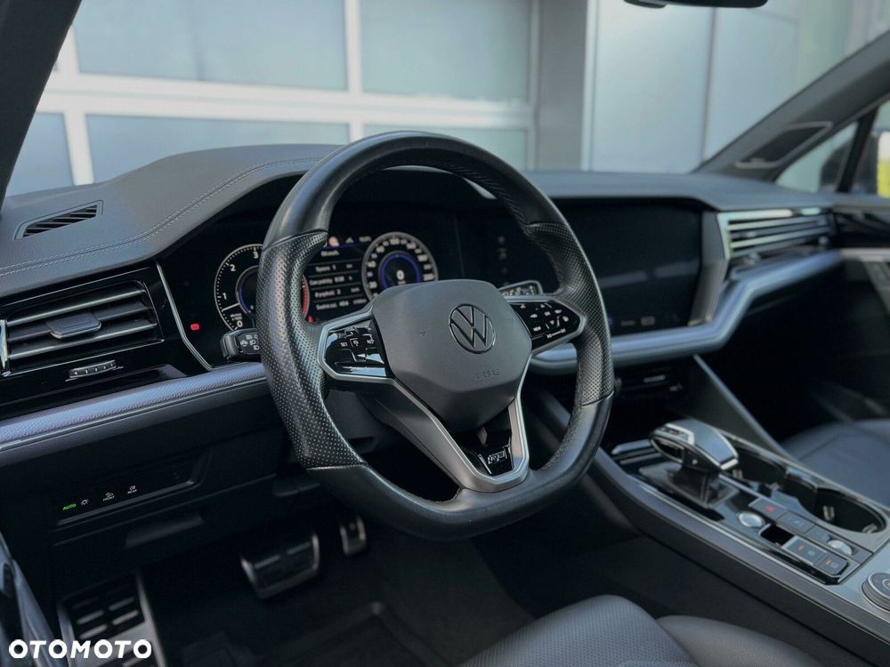 Volkswagen Touareg 3.0 V6 TDI SCR 4Mot R-Line - 10