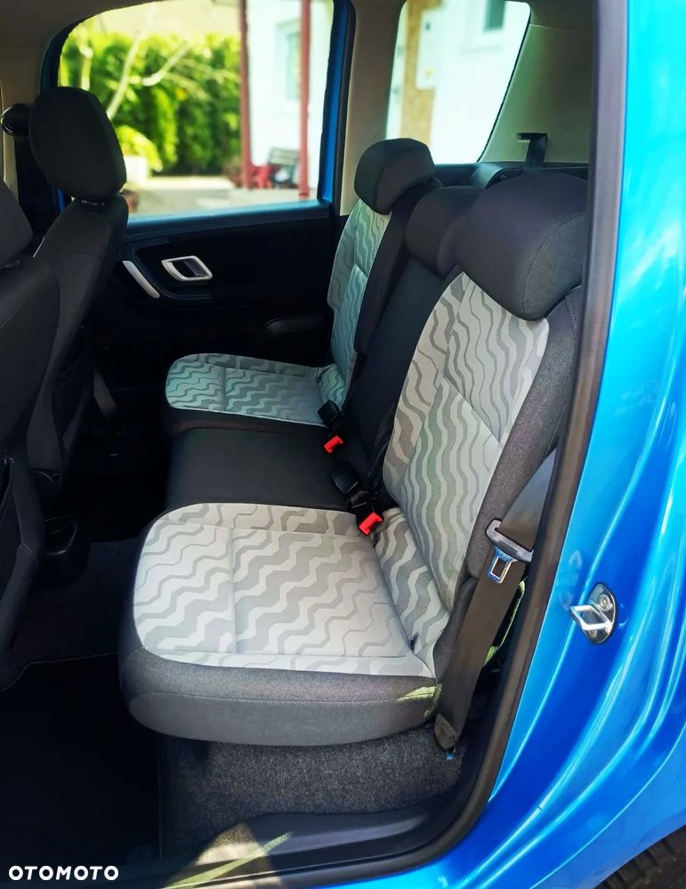 Skoda Roomster 1.6 16V Comfort PLUS EDITION - 11