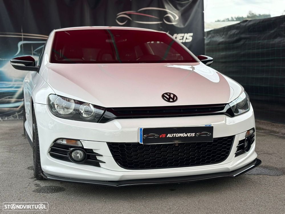 VW Scirocco 2.0 TDI R-Line - 2