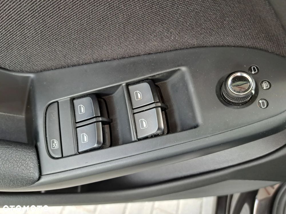 Audi A4 Avant - 29