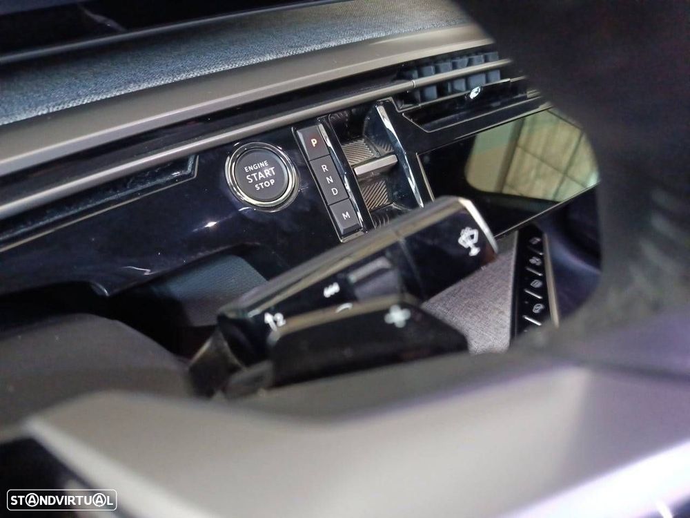Peugeot 3008 1.2 Hybrid Allure e-DCS6 - 15