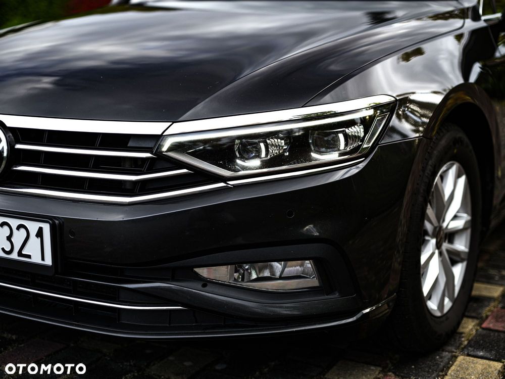 Volkswagen Passat 2.0 TDI SCR Style DSG - 11