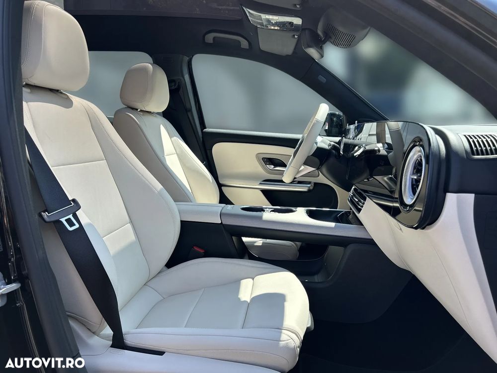 Mercedes-Benz GLB 220 4MATIC - 12