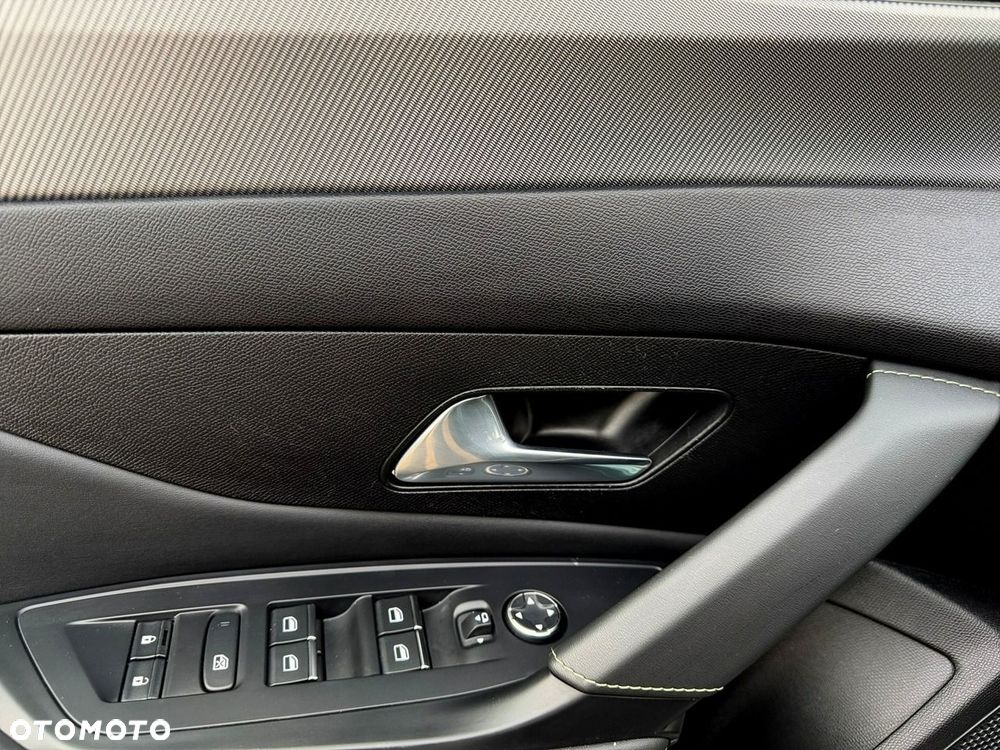 Peugeot 308 - 15