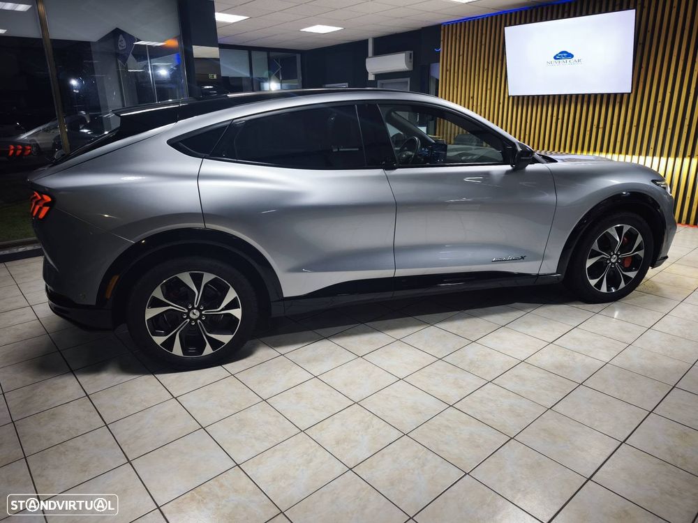 Ford Mustang Mach-E 98.7 kWh Premium AWD - 5