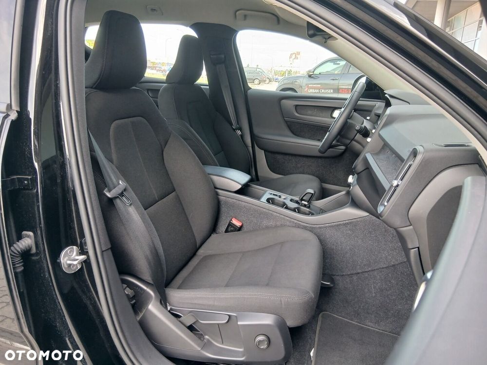 Volvo XC 40 - 22