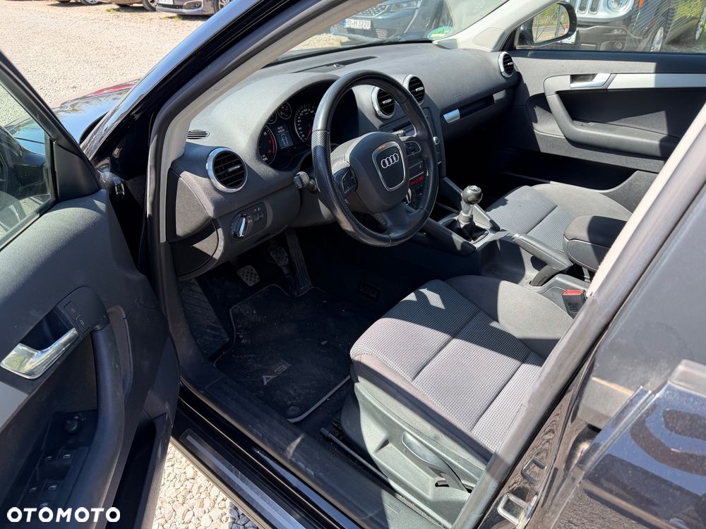 Audi A3 Sportback 1.6 Ambition - 23
