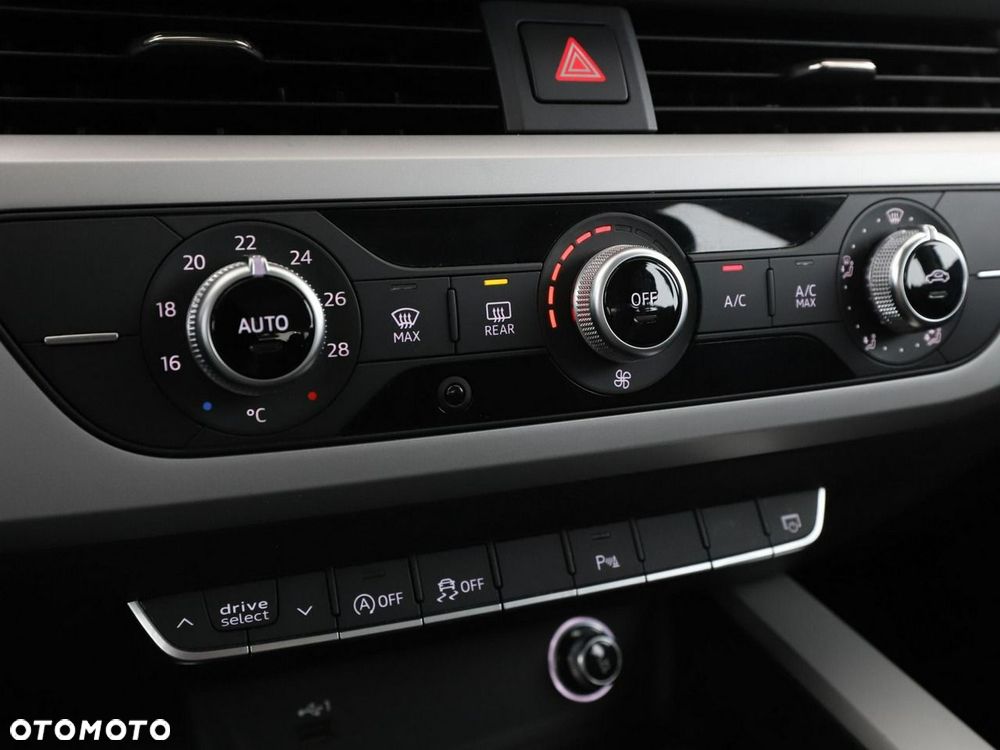 Audi A4 Avant 30 TDI mHEV S tronic - 29