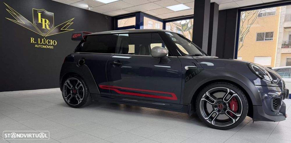 MINI 3 Portas John Cooper Works GP - 8