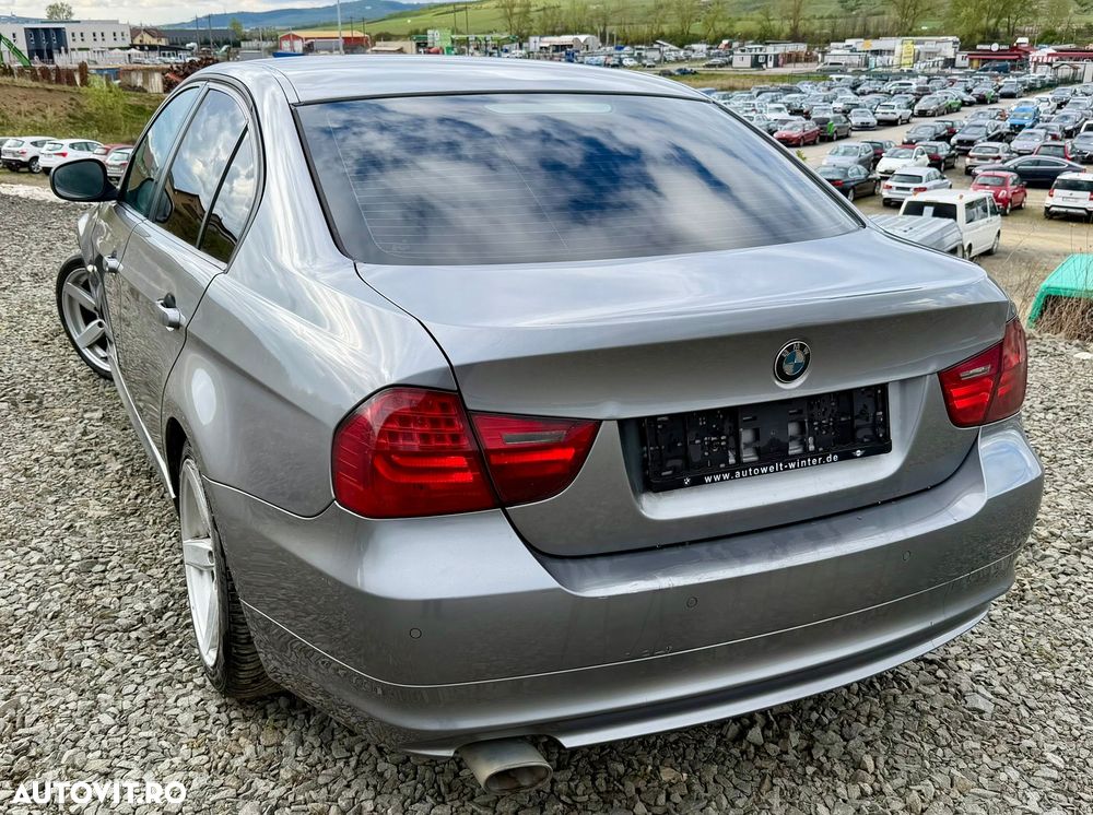 BMW Seria 3 320d DPF Aut. - 14