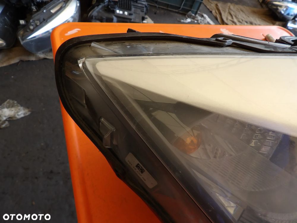 BMW - F30 - H7 - ZAMIENIK - PRAWA LAMPA PRZEDNIA - UK - 4